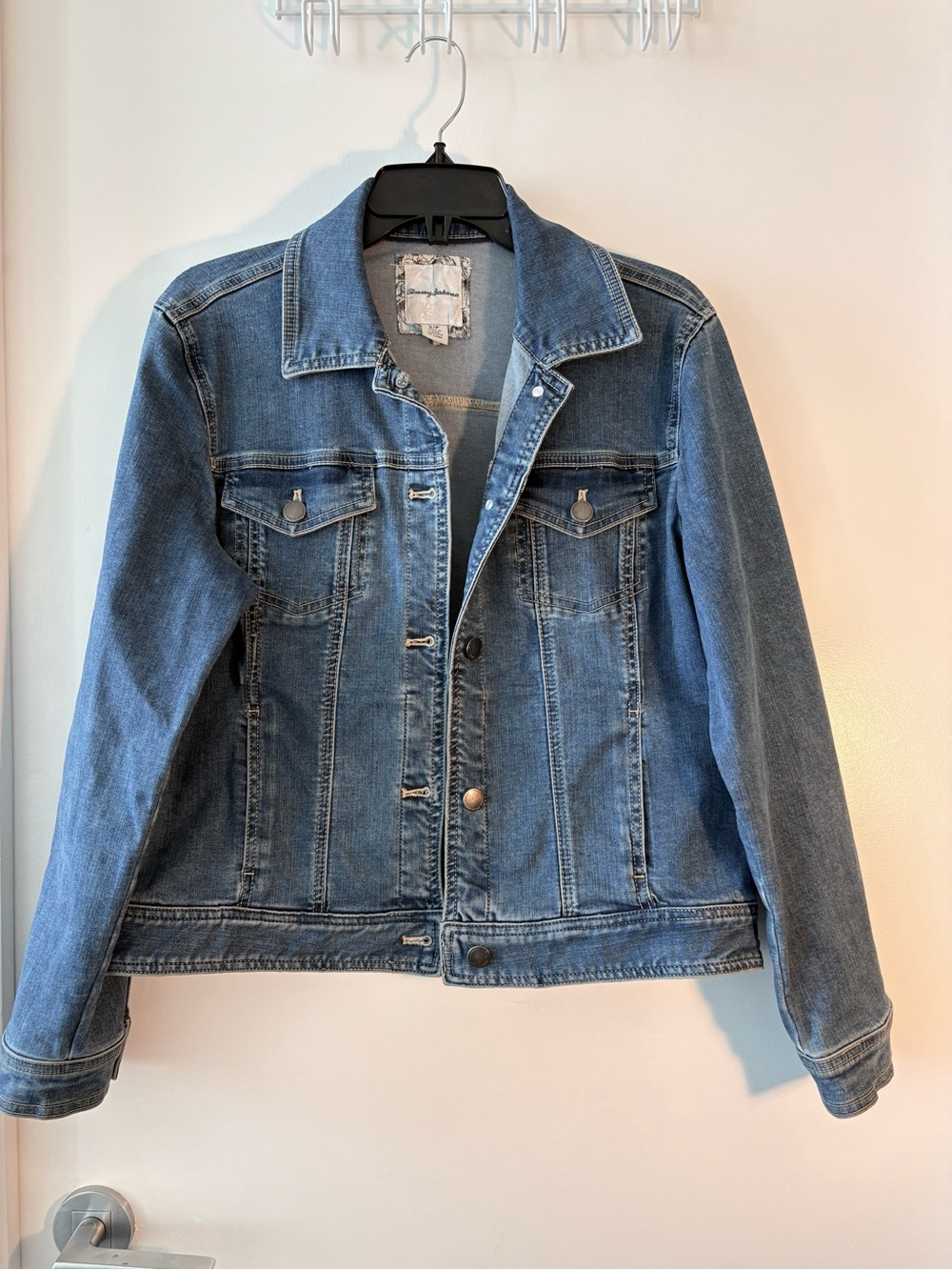 Tommy Bahama Women’s Denim Jacket – S/P